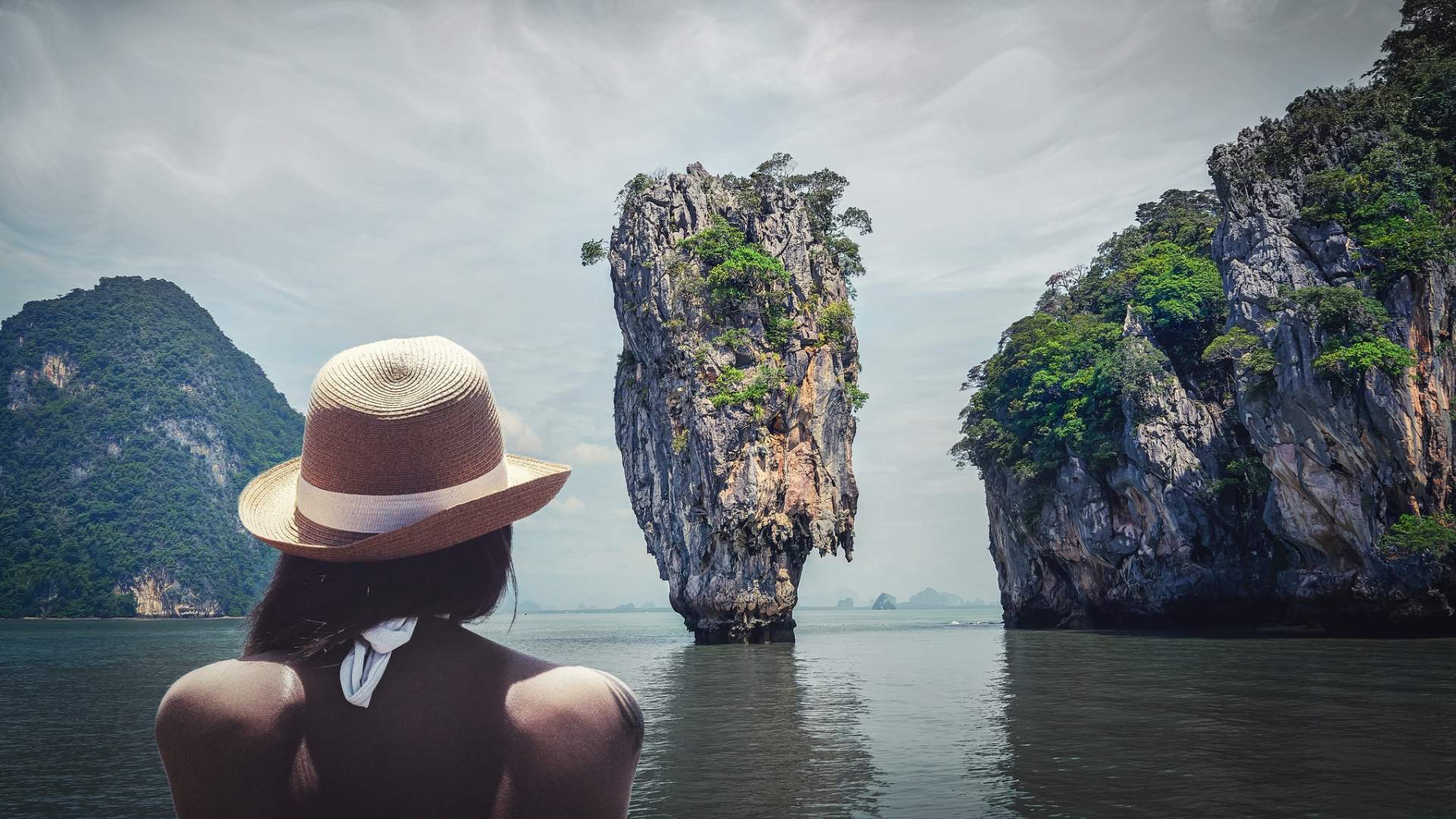 Der ausgesprochen enttäuschende "James-Bond-Felsen in Thailand. Hier sollte das Roaming aus bleiben.