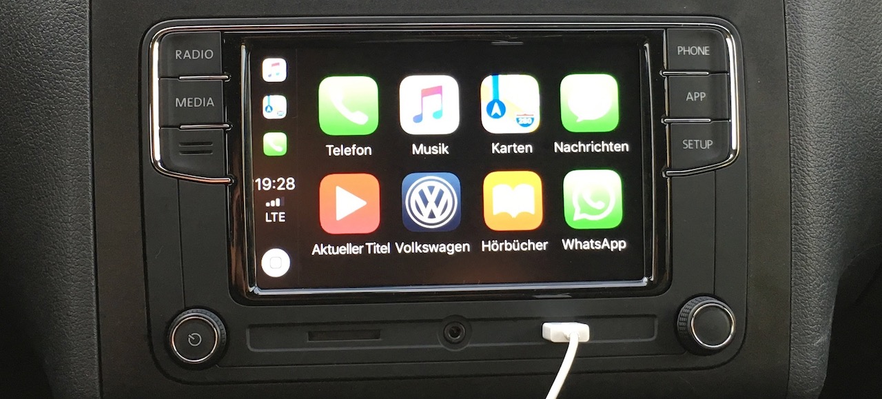 Apple CarPlay Einbauset für VW Polo 6R Radiotausch Autoradio Radio mit XAV-AX1005DB 2DIN Bluetooth USB DAB+ Einbauzubehör 