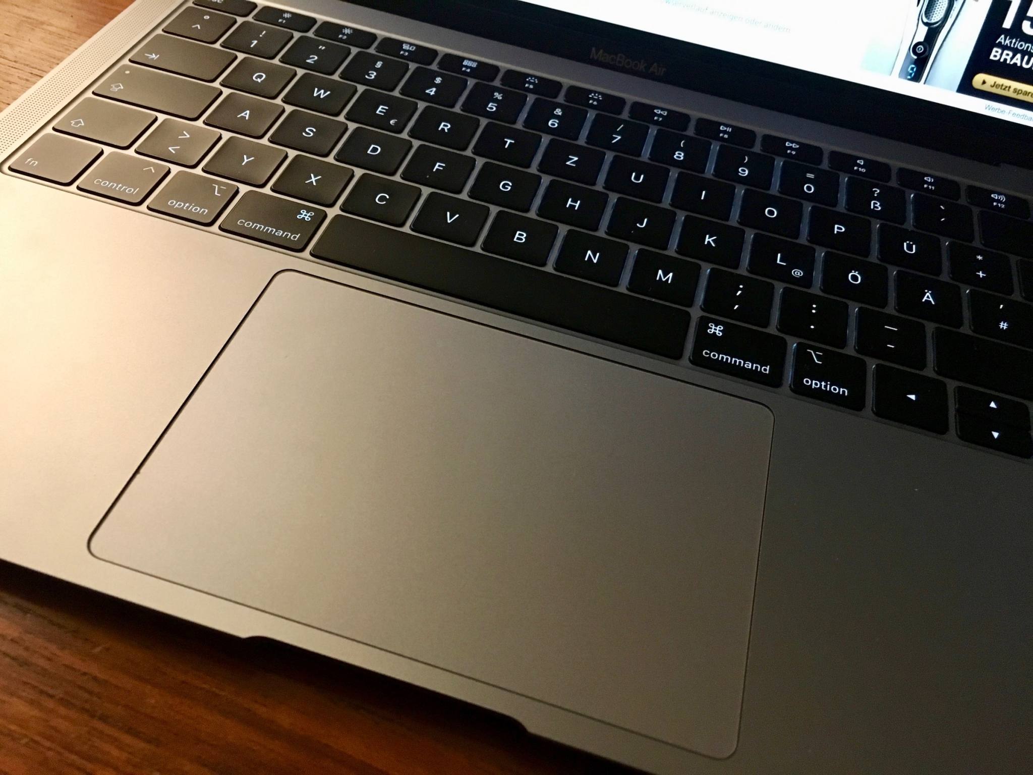 Tastatur und Trackpad des Macbook Air 2018: Trackpad top, Keyboard flop! (Bild: Tutonaut)