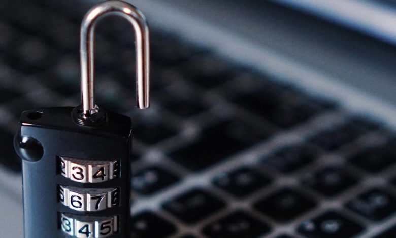 Schutz vor Hackern ist nicht schwer. (Bild: TheDigitalWay/Pixabay)