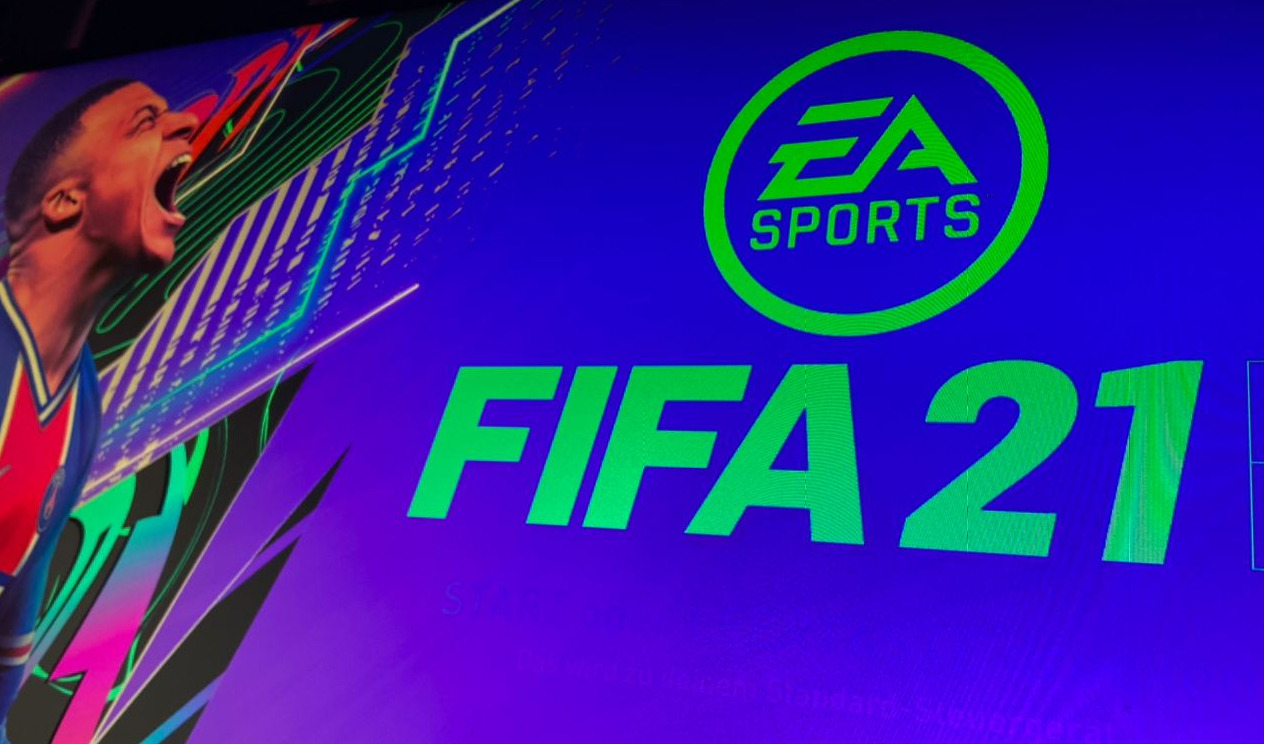 FIFA 21 commentators: Who are they & what languages can you change it to?