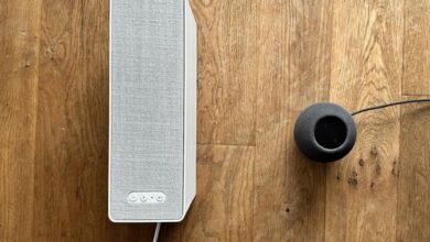 IKEA Symfonsik oder Apple HomePod Mini? Wir haben beide Systeme gegeneinander getestet. (Foto: Christian Rentrop)