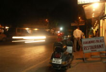 Spannende Fotos brauchen keine Perfektion: Straßenszene in Indien, 2006 geschossen mit einer Konica A200 (Foto: Christian Rentrop)